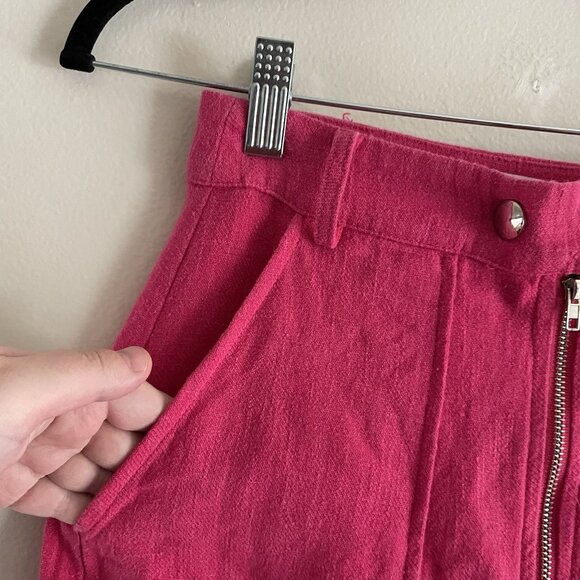 Superdown Women XXS Hot Pink Preppy Pockets Frayed Hem Zip Front Katy Mini Skirt - Picture 5 of 9